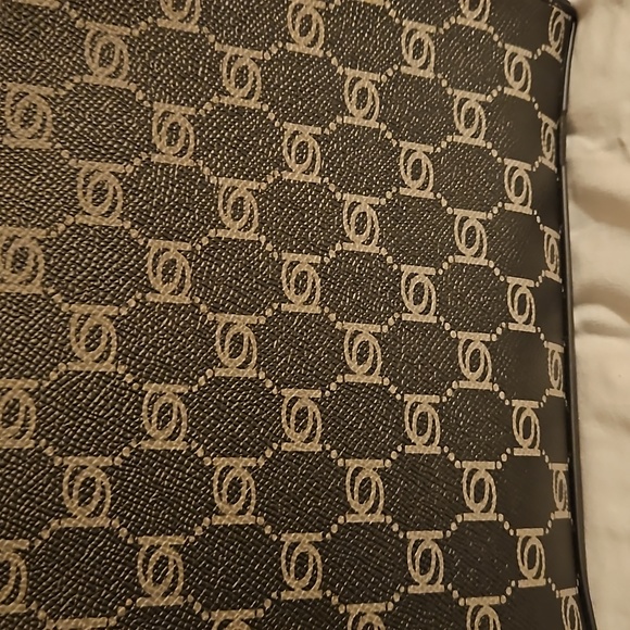 Handbag - Picture 3 of 3